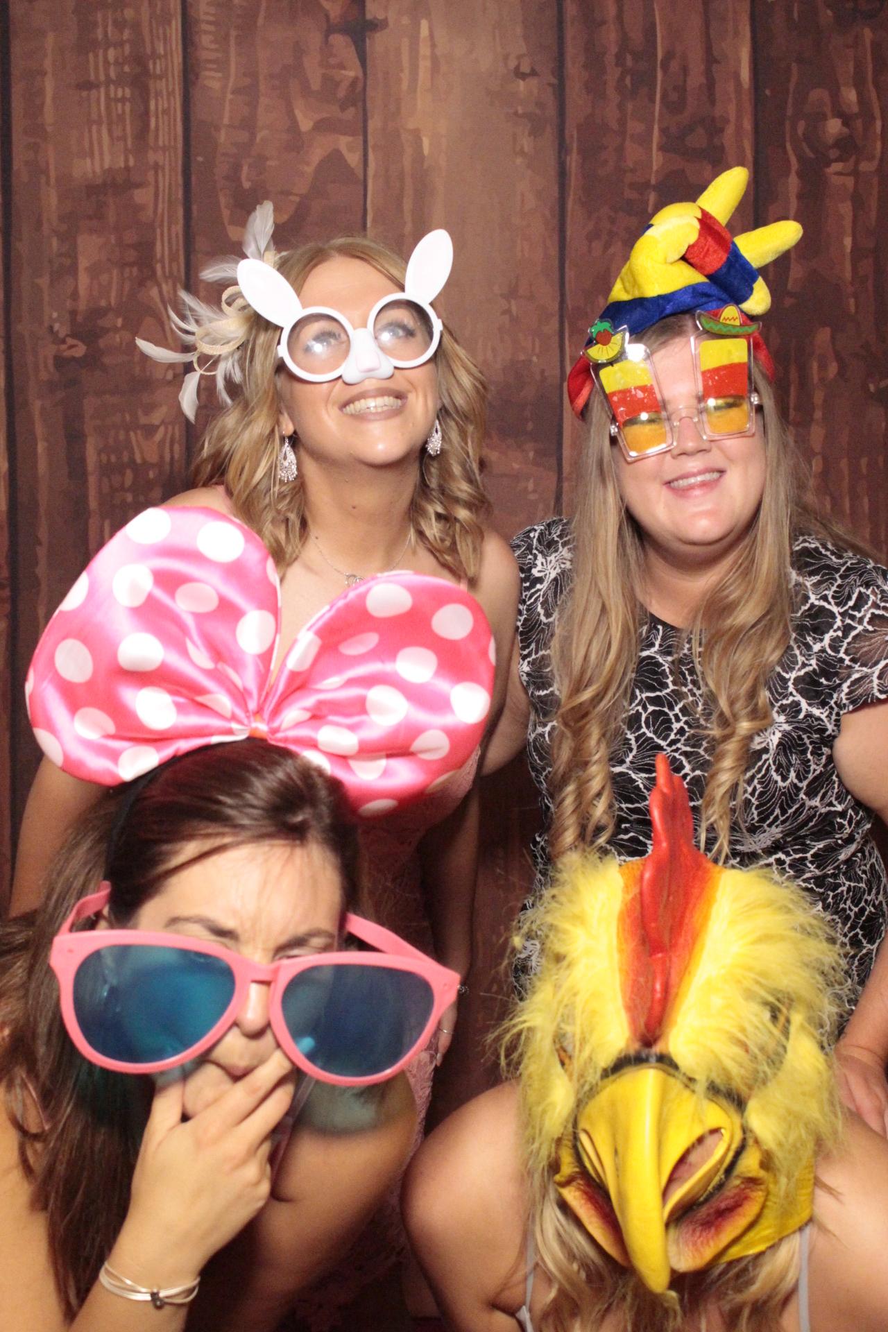 Samantha & Sean's Wedding | View more photos from the event at gallery.myphotoboothexperience.co.uk/u/MyPhotoBoothExperienceLtd/Samantha-Seans-Wedding